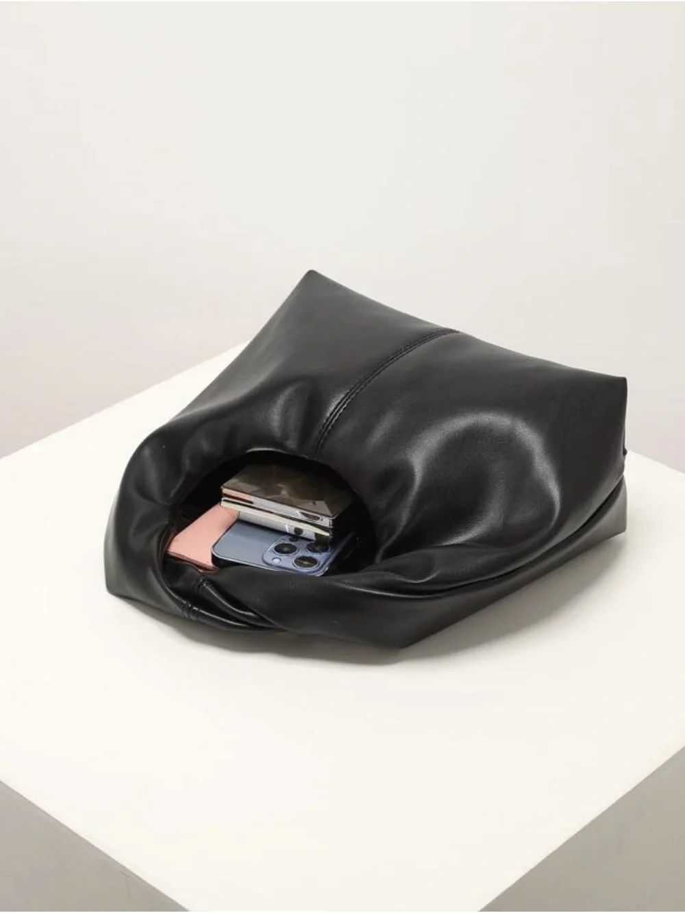 NEW Sleek Black Knot Handle Women’s Shoulder Bag